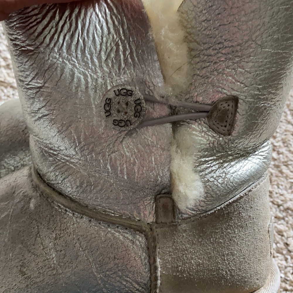 Ugg Silver Boots Good Condition - image 7